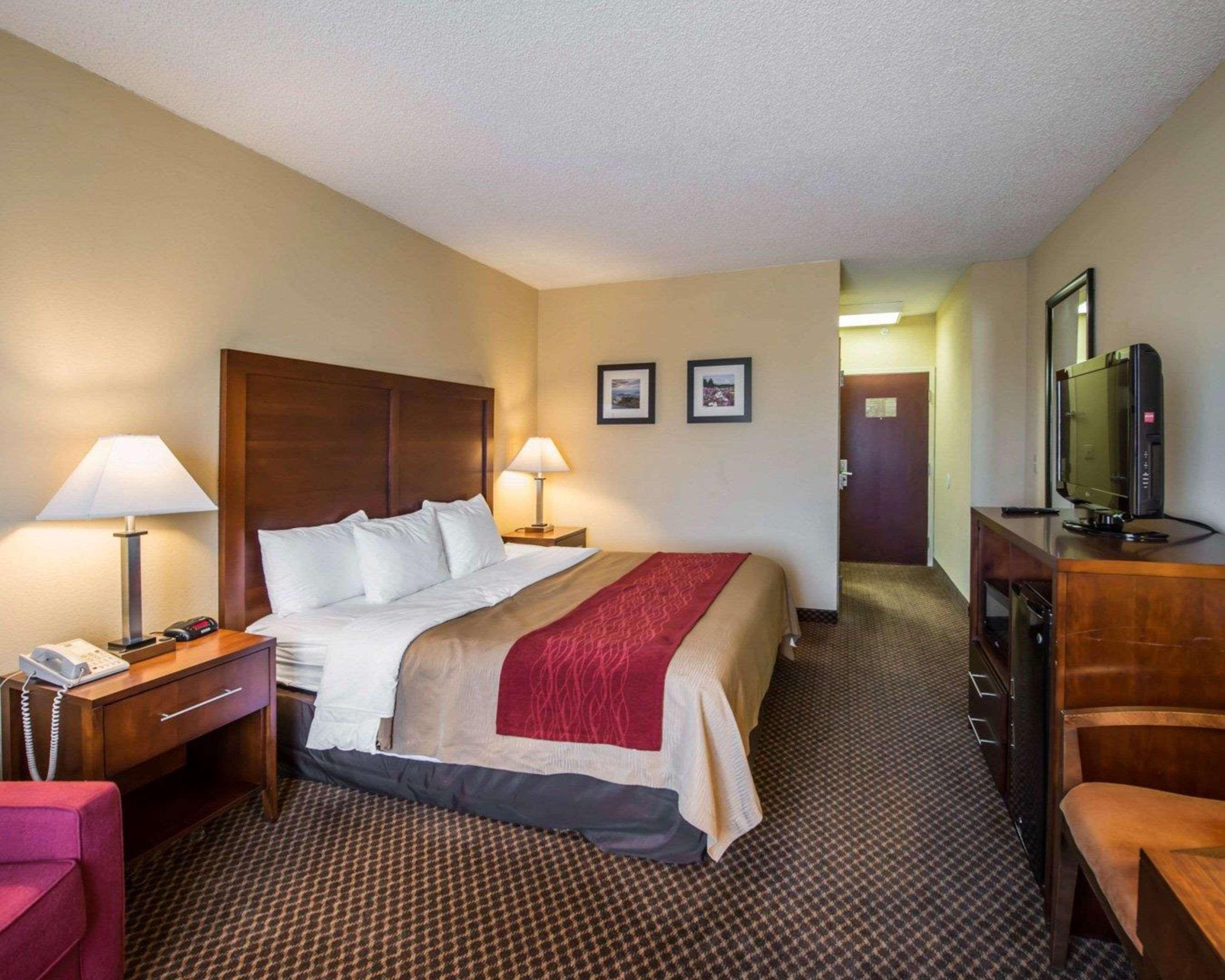 מורגנטון Comfort Inn & Suites מראה חיצוני תמונה