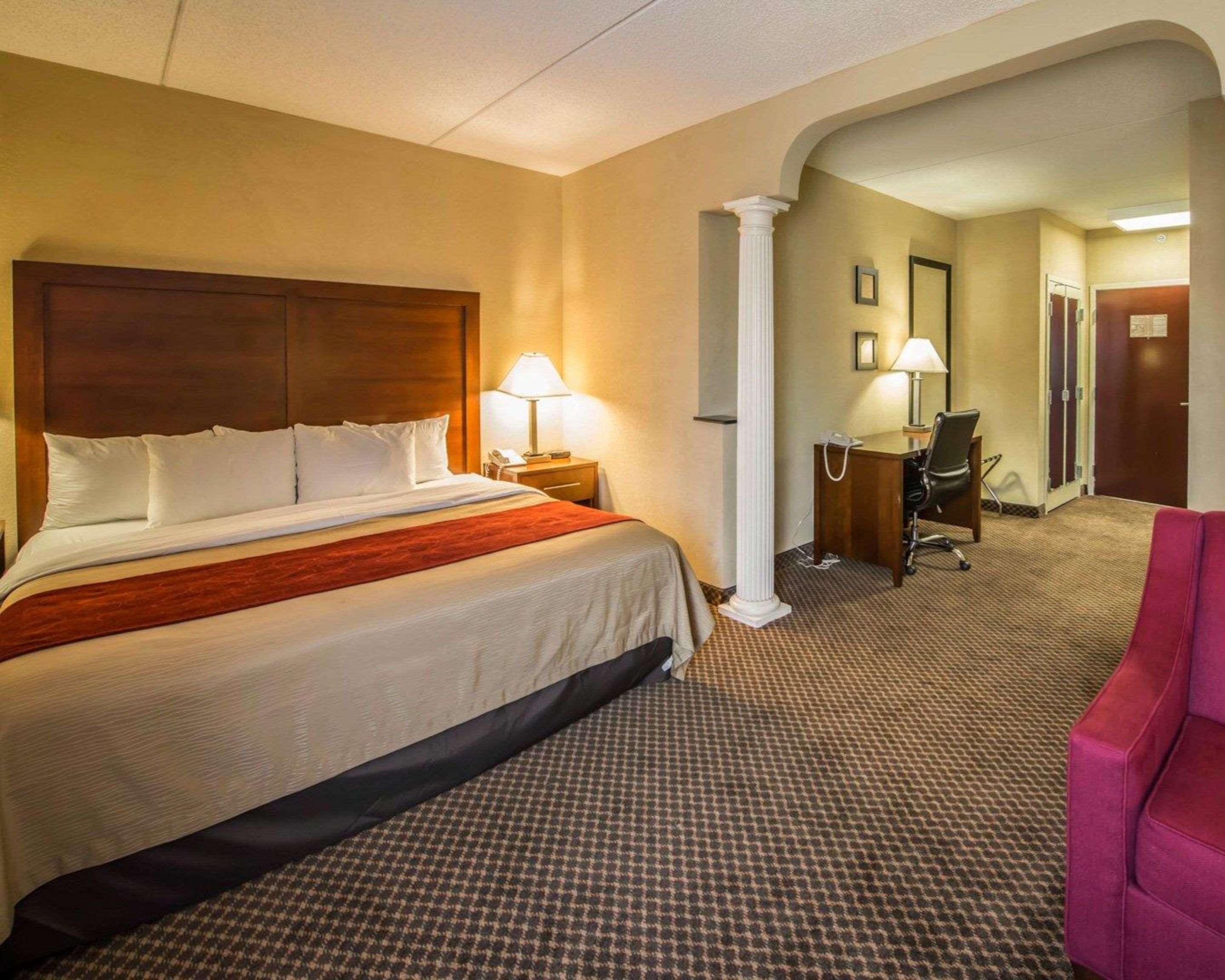 מורגנטון Comfort Inn & Suites מראה חיצוני תמונה