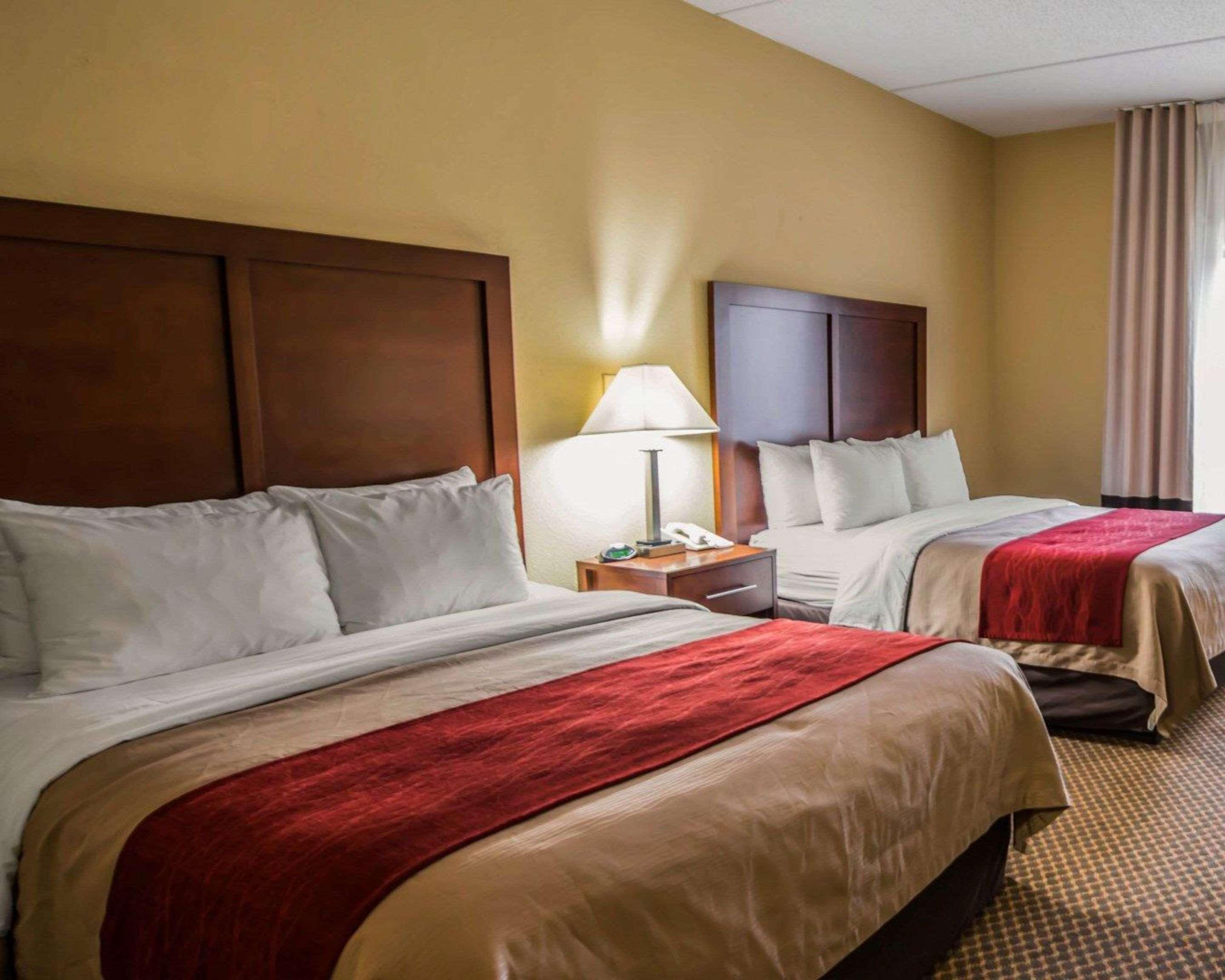 מורגנטון Comfort Inn & Suites מראה חיצוני תמונה