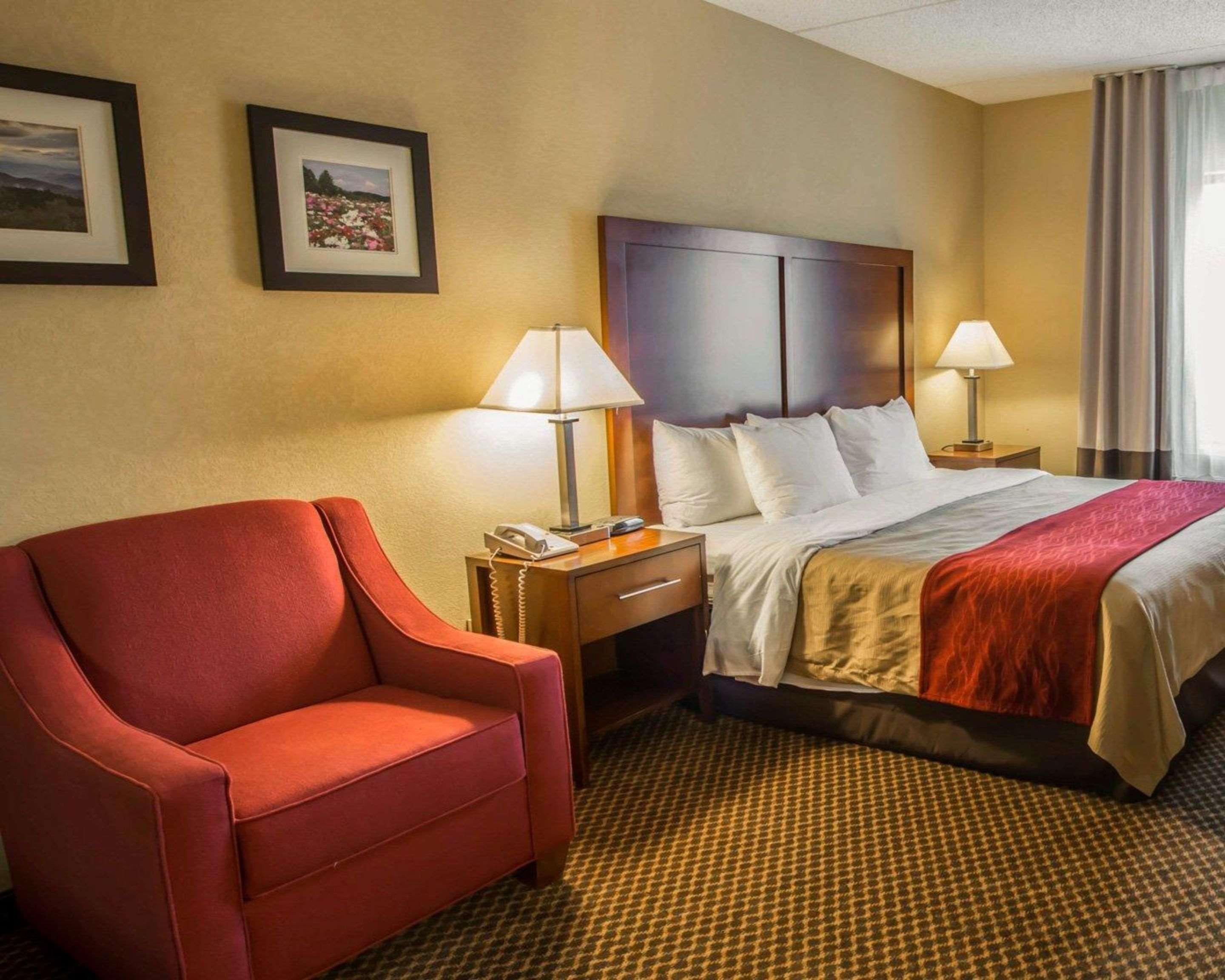 מורגנטון Comfort Inn & Suites מראה חיצוני תמונה