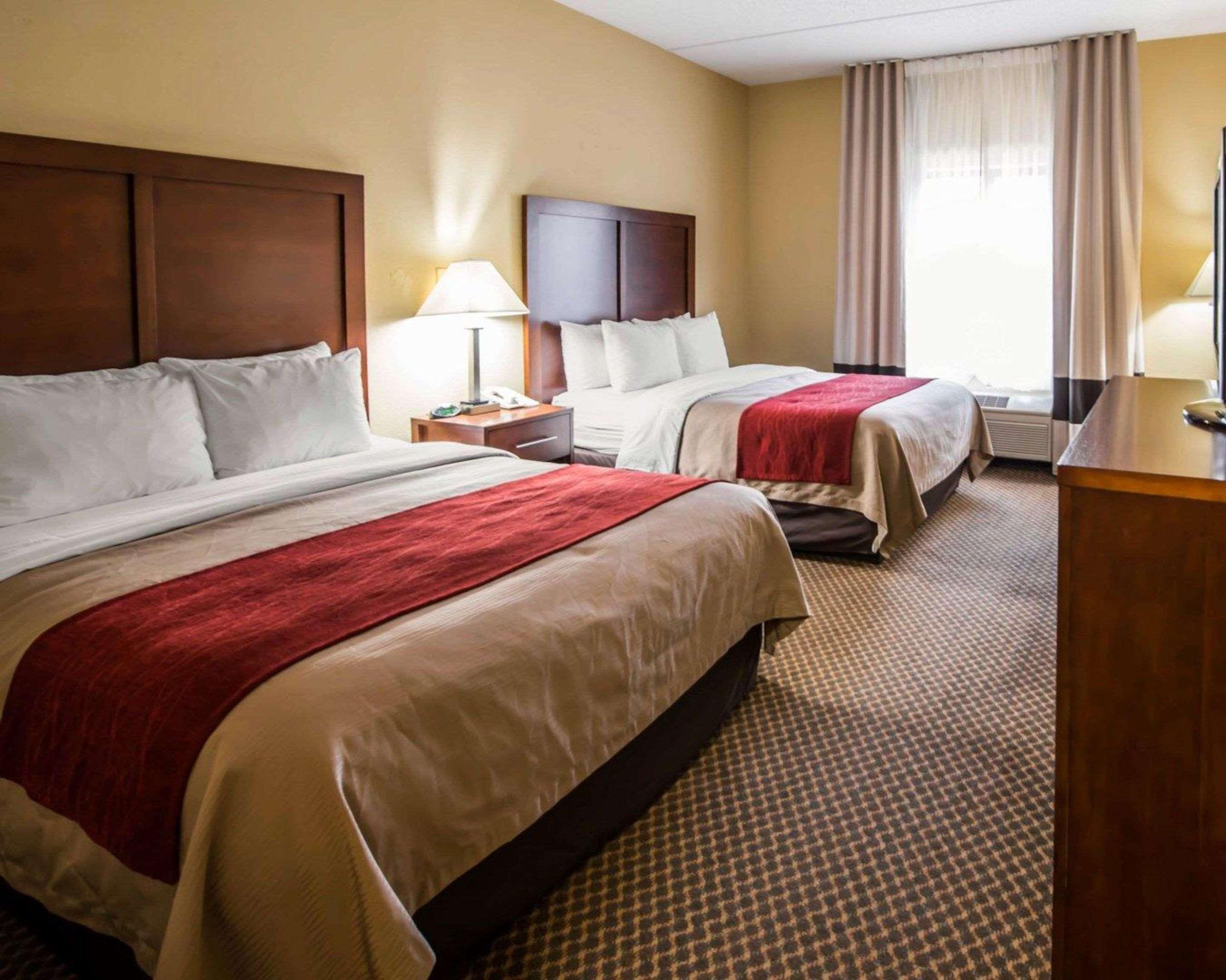 מורגנטון Comfort Inn & Suites מראה חיצוני תמונה