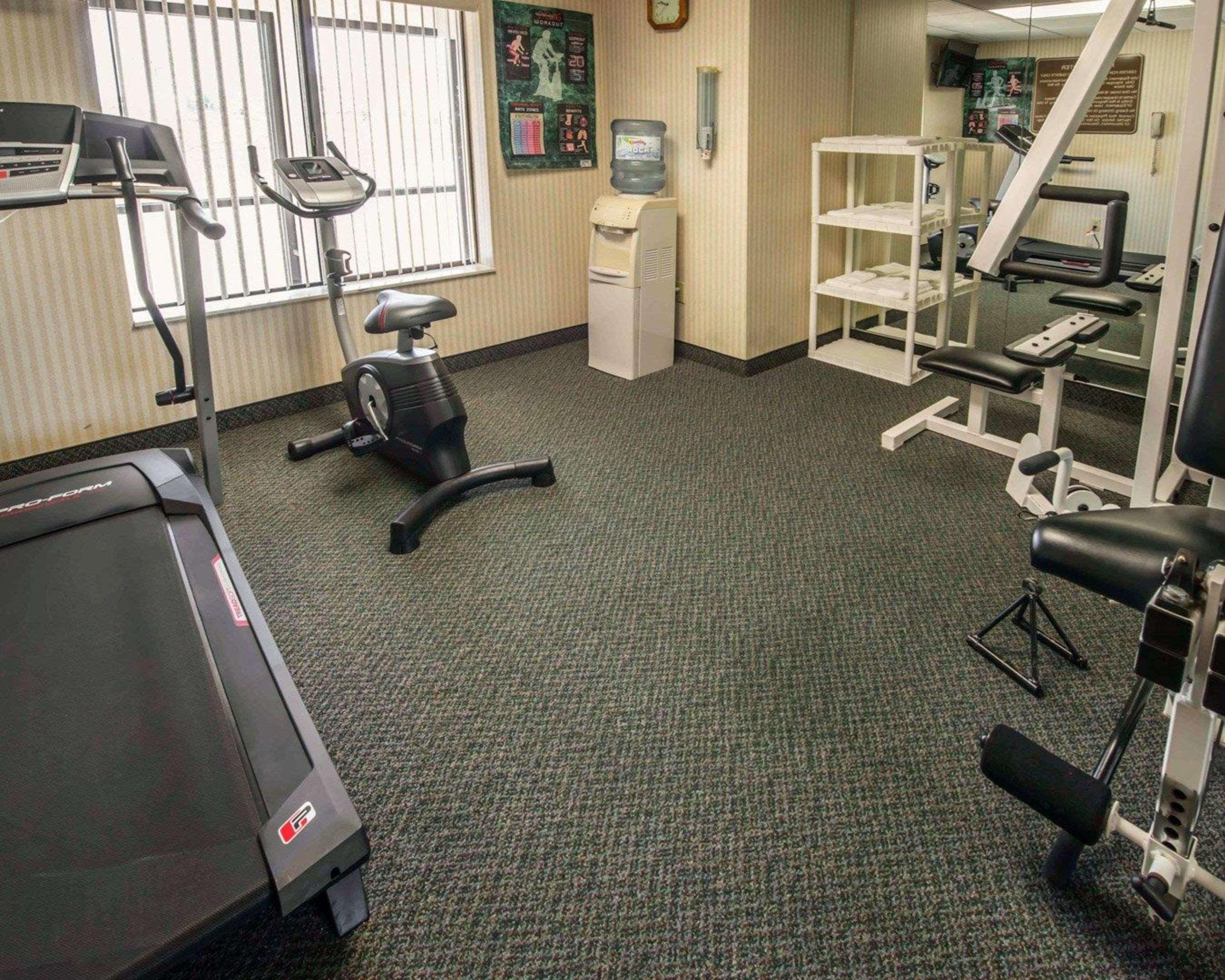 מורגנטון Comfort Inn & Suites מראה חיצוני תמונה