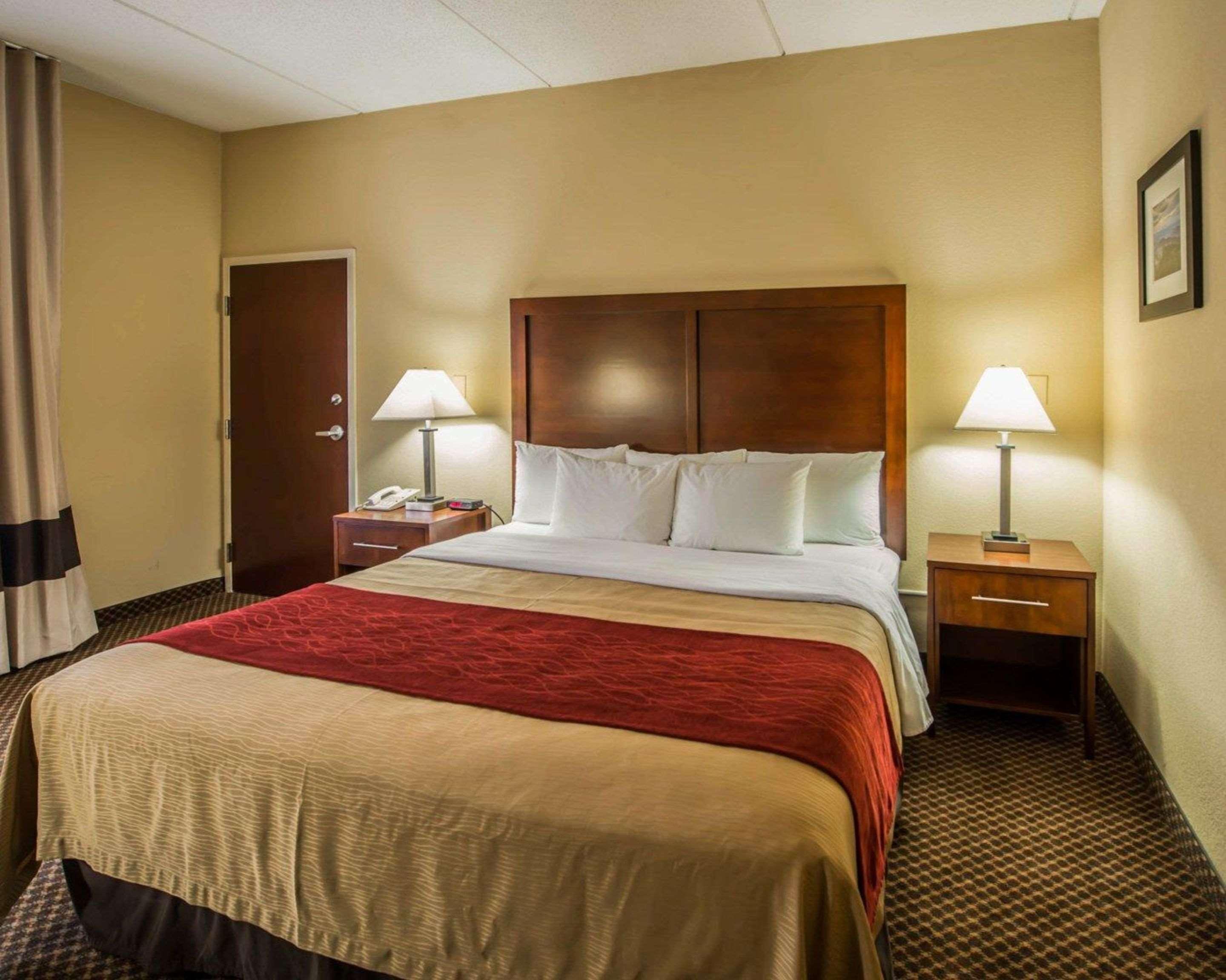 מורגנטון Comfort Inn & Suites מראה חיצוני תמונה