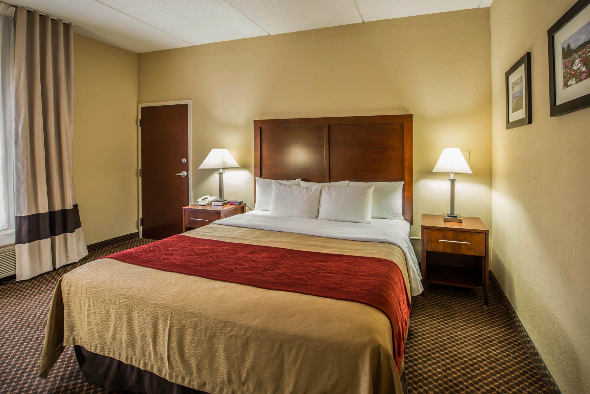 מורגנטון Comfort Inn & Suites מראה חיצוני תמונה