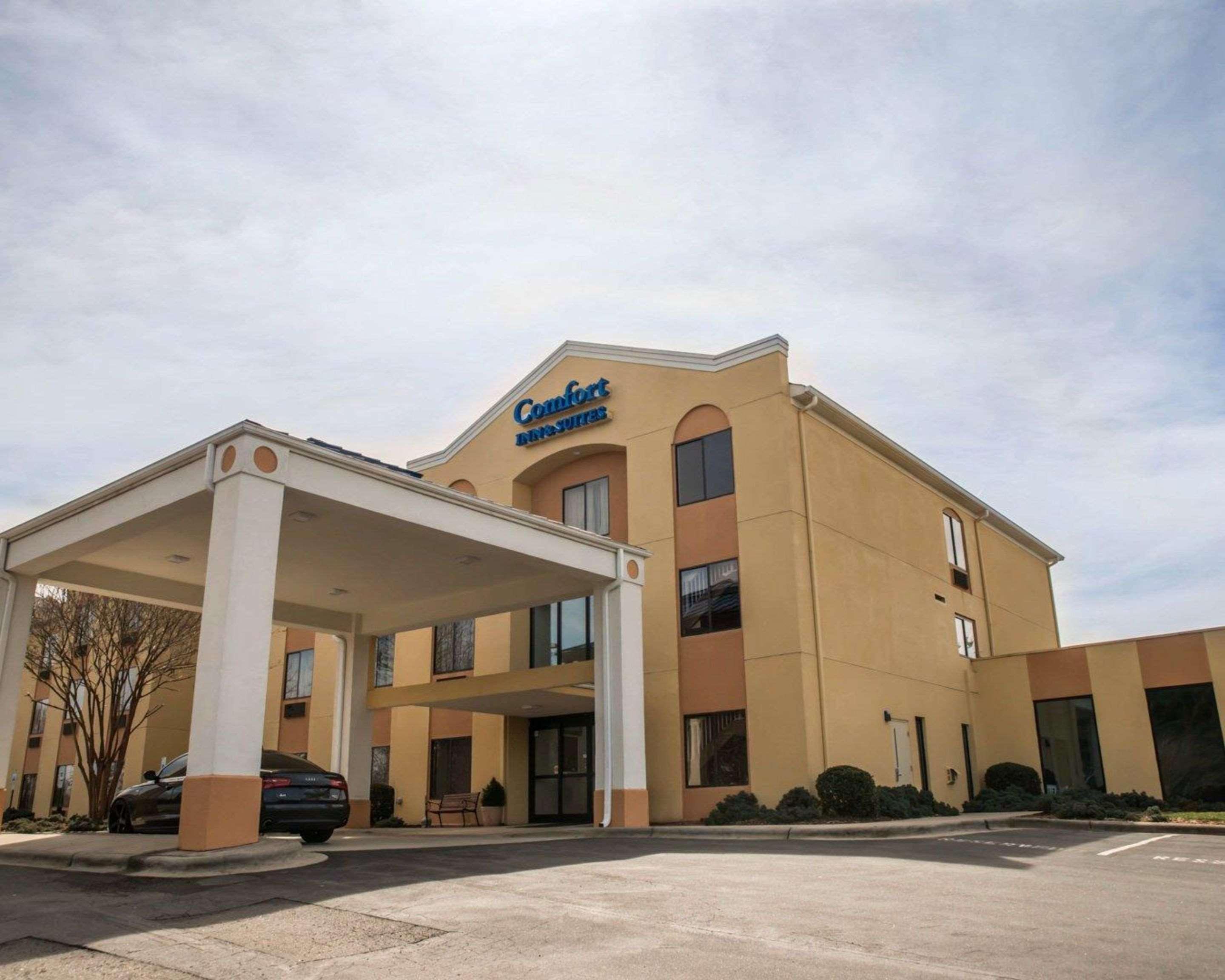 מורגנטון Comfort Inn & Suites מראה חיצוני תמונה