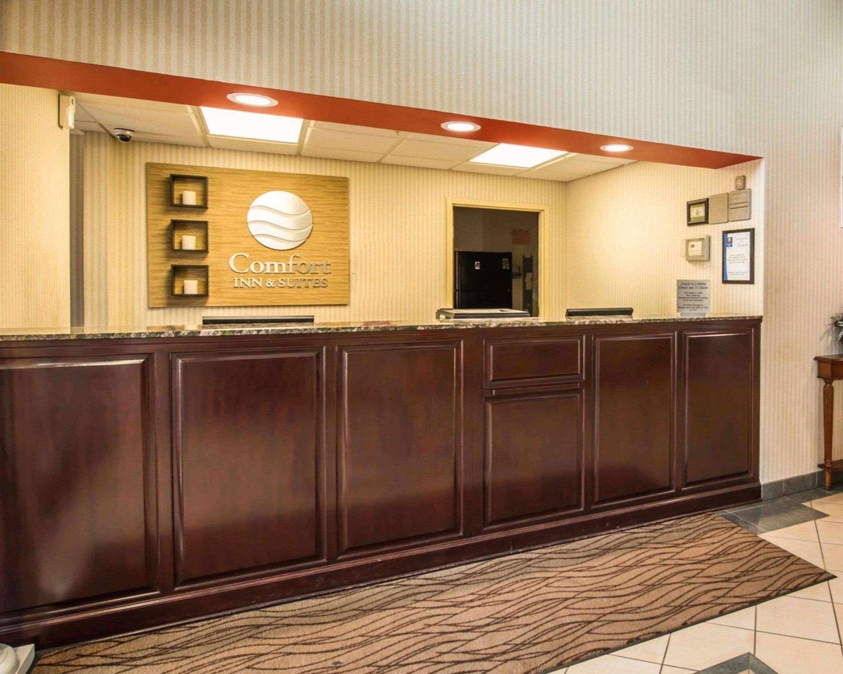 מורגנטון Comfort Inn & Suites מראה חיצוני תמונה