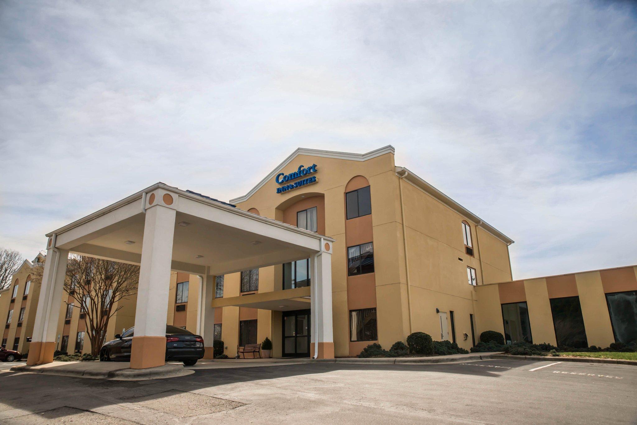 מורגנטון Comfort Inn & Suites מראה חיצוני תמונה