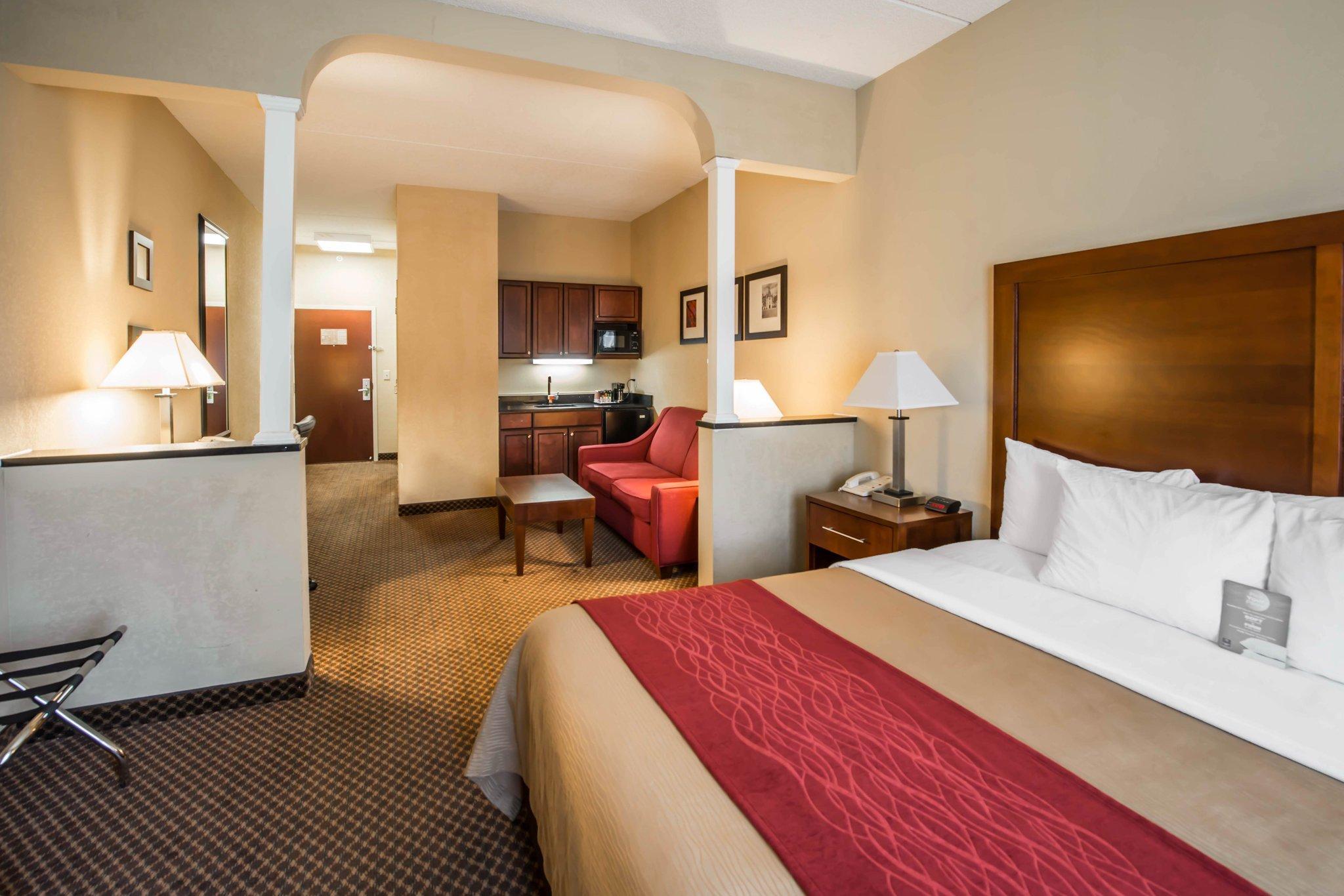 מורגנטון Comfort Inn & Suites מראה חיצוני תמונה