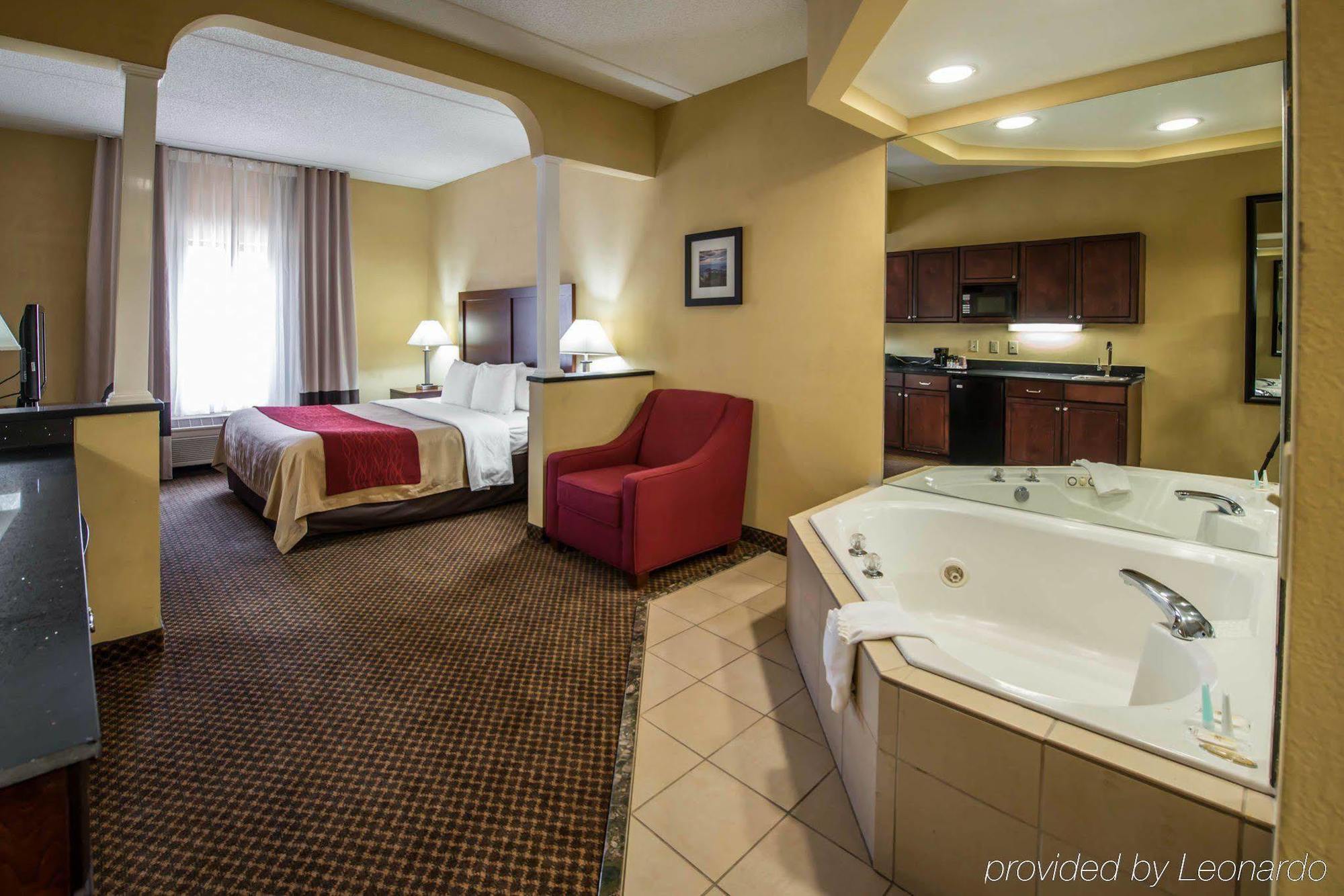 מורגנטון Comfort Inn & Suites מראה חיצוני תמונה